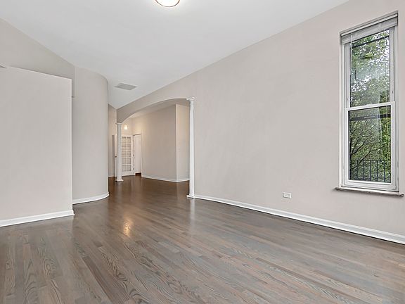 3rd image of 1739 W Beach Ave #2
