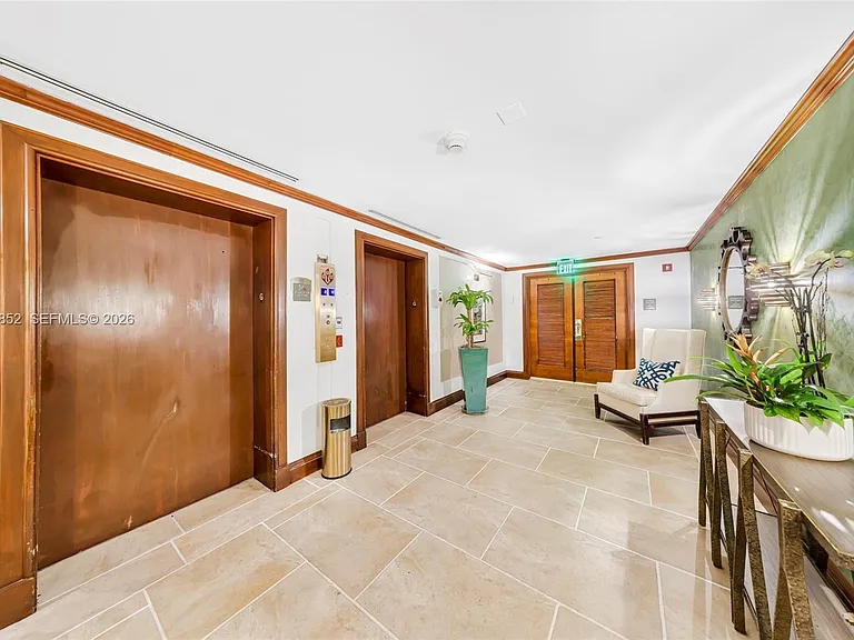 2951 S Bayshore Dr #215 — Photo 35