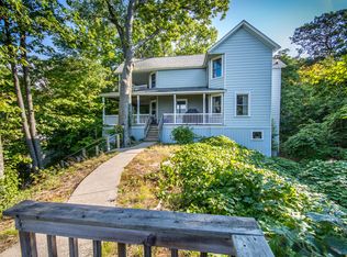 2410 Cedar Walk, Holland, MI 49423