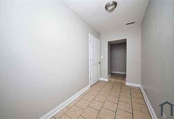 3rd image of 5657 S Throop St