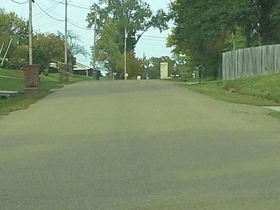 3rd image of 223 Kendra Dr