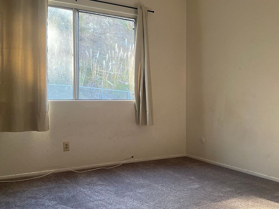 1st image of 879 Bellevue Ave