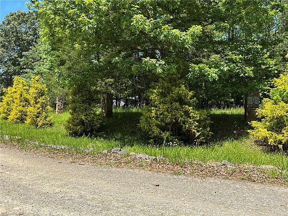 4th image of LOT 11 Hamlet Way