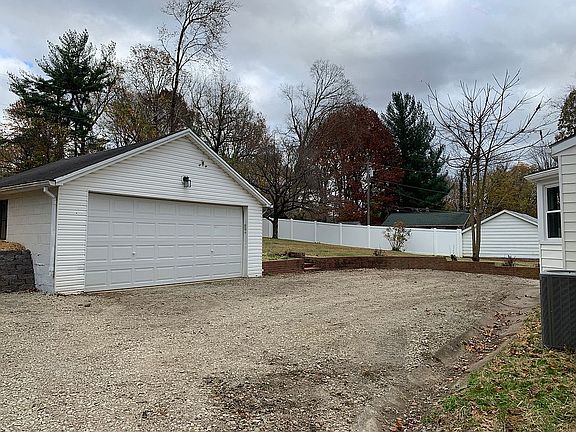 2 Car Garage
