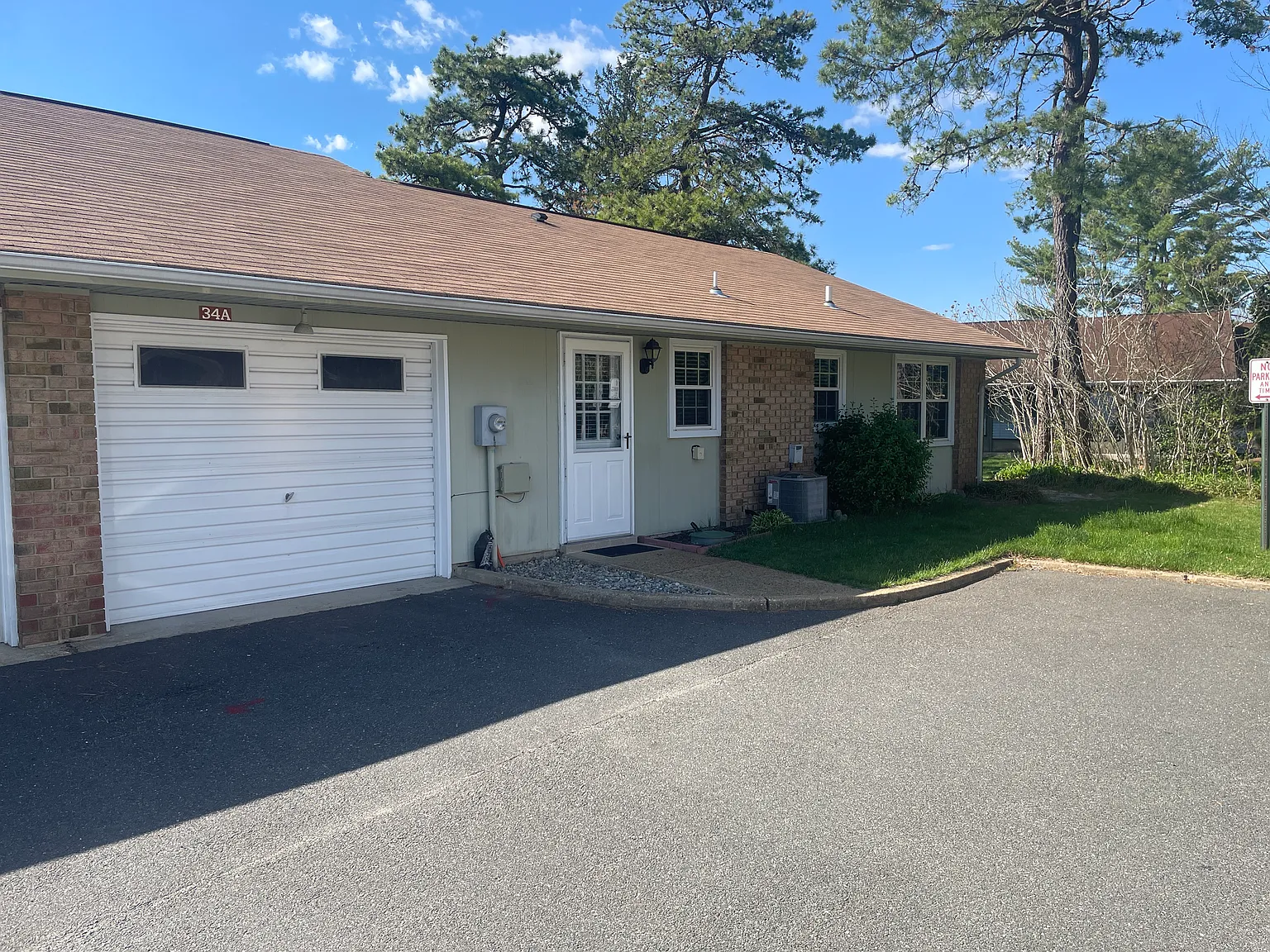 34A Cambridge Cir — Photo 3