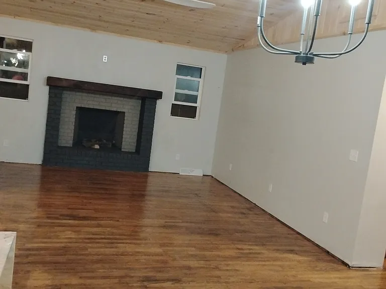 3006 E Gasconade St — Photo 9