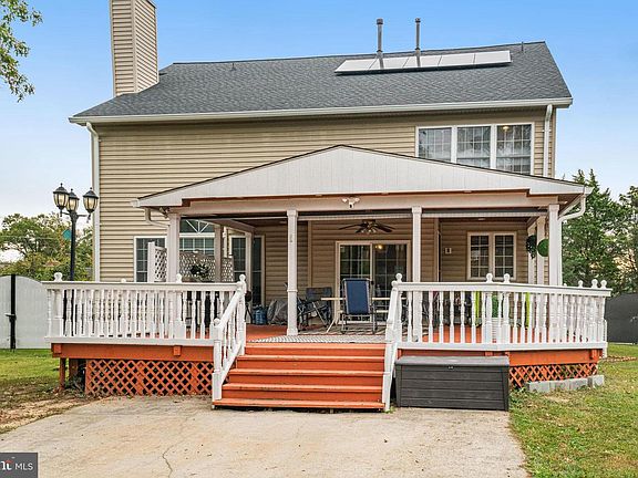 5th image of 3444 Washington Dr