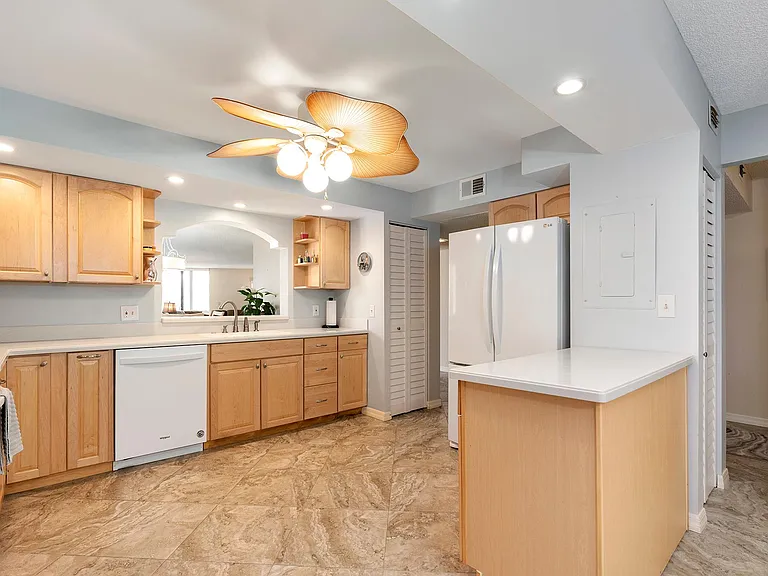 6500 Sunset Way #116 — Photo 15