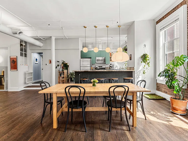 10 Williams St #33 — Photo 6