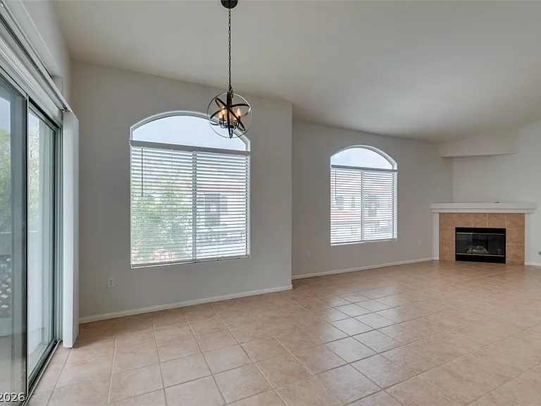 700 Carnegie St #421 — Photo 17