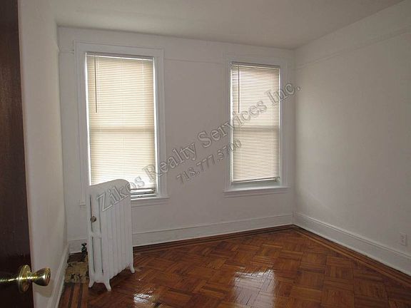 4th image of 2384 27th St #2