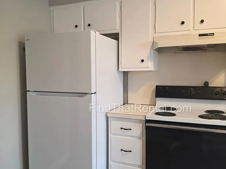 34 S Hanover St — Photo 25