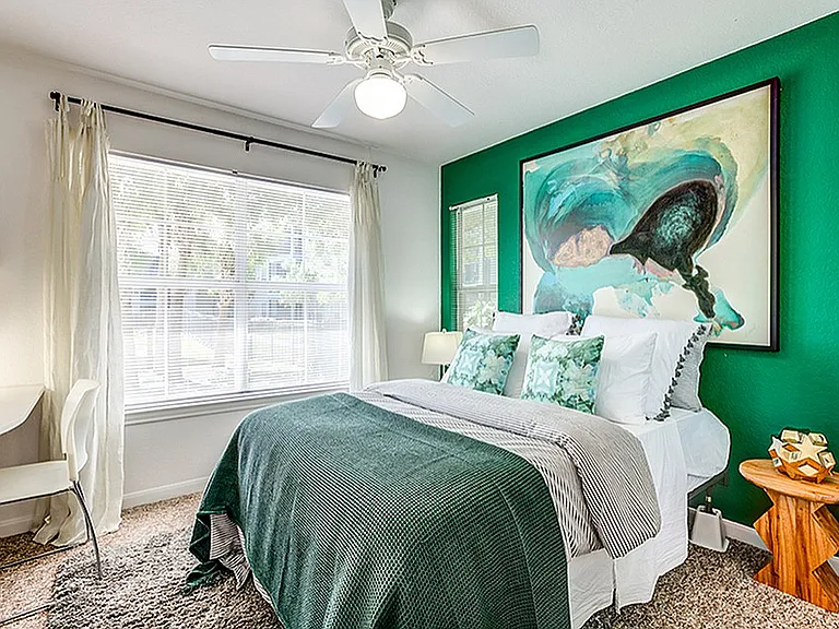 Cabana Beach Gainesville-Off Campus Apartments Near University of Florida-Private Furnished Bedrooms