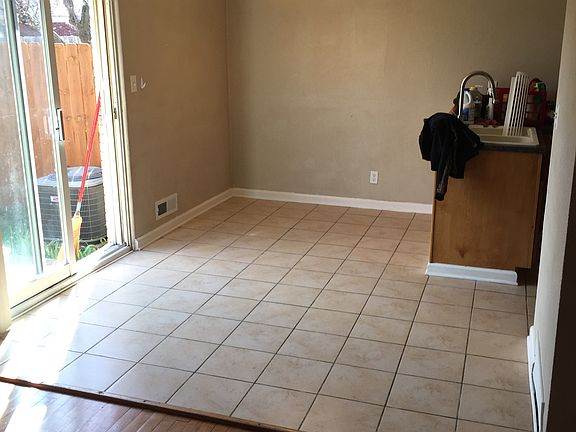 4th image of 4425 Eastridge Dr