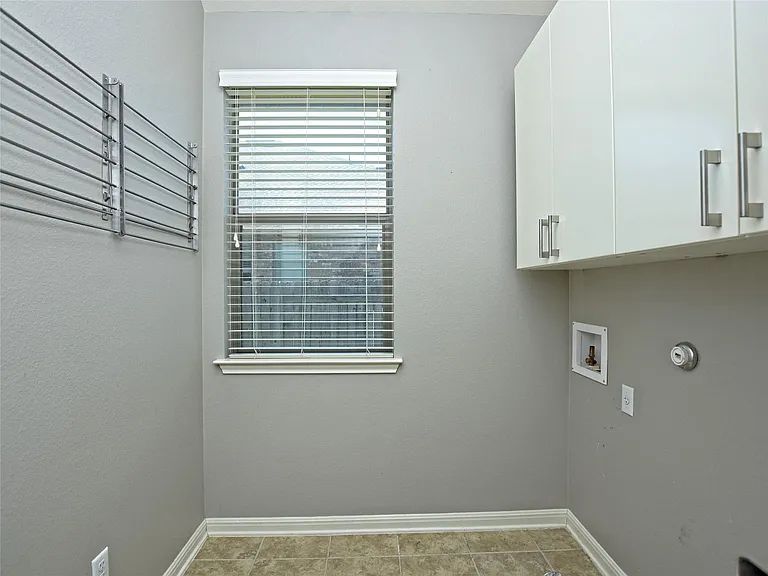 2508 Hilltop Divide Ln — Photo 26