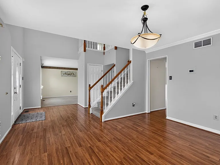 402 Candlewood Way — Photo 5
