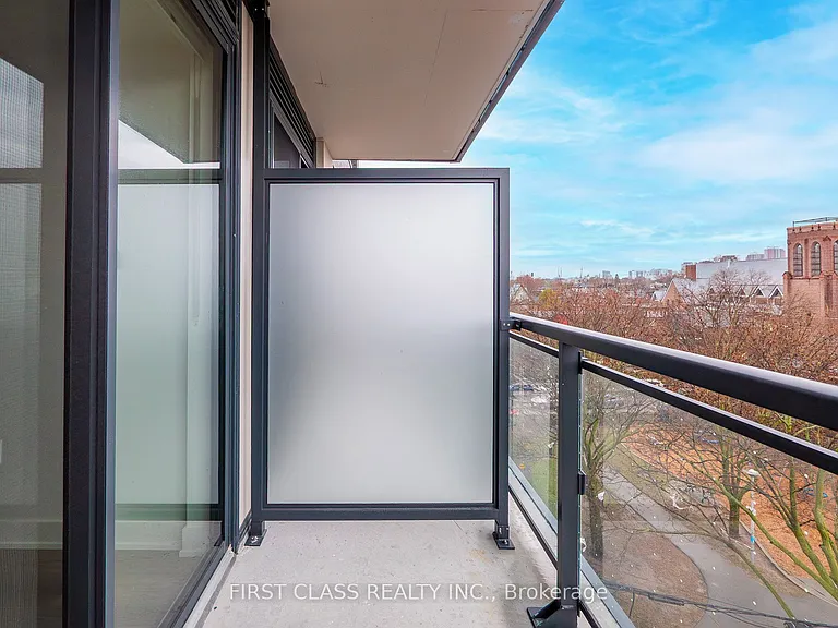 758 Dovercourt Rd #612 — Photo 26