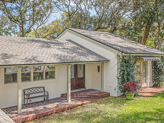 Front Porch for People Watching