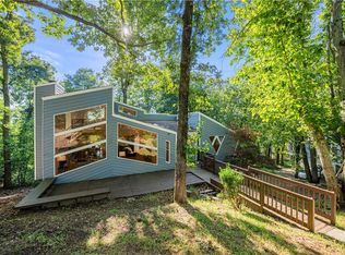 1981 Kinridge Rd, Marietta, GA 30062