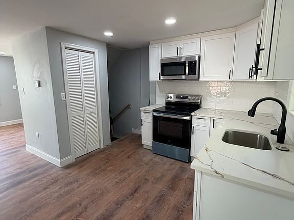4th image of 154 W Barber Ave