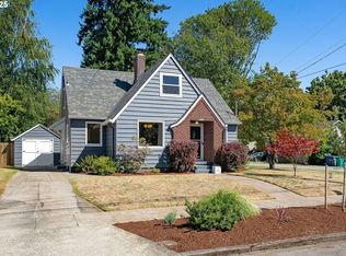 2446 SE 70th Ave, Portland, OR 97206