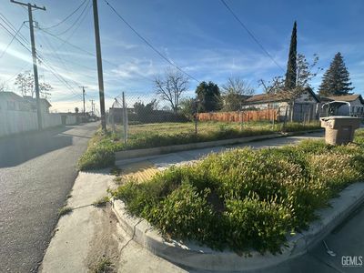 1116 Miller St, Bakersfield, CA, 93305