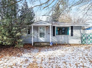 5327 N Maple St, Spokane, WA 99205