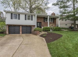 129 Oakside Ln, Saint Louis, MO