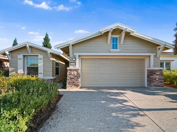 1295 Hawthorne Ln, Lincoln, CA 95648