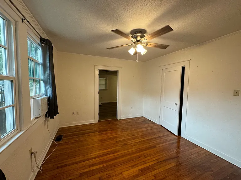3712 Hyacinth Ave — Photo 7