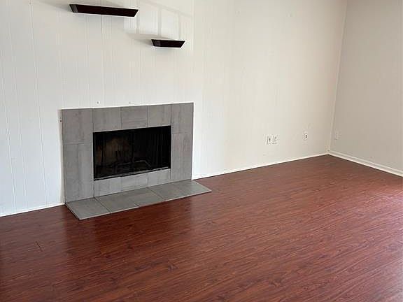 5th image of 1825 E Lindsey St APT 4