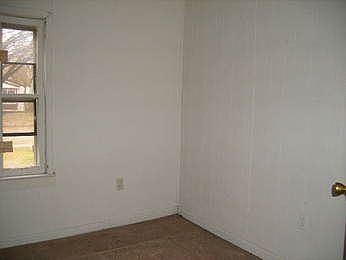 3rd image of 1776 E Evelyn Ave