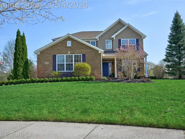 57710 Deere Ct, South Lyon, MI 48178