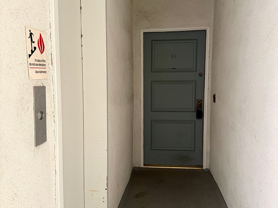 First Floor Unit, Off elevator and staircase