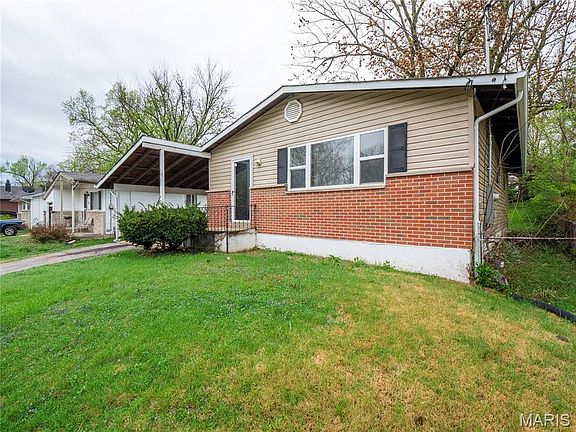2nd image of 10137 Green Valley Dr