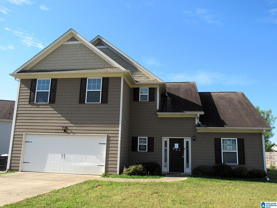 2nd image of 685 Clover Cir