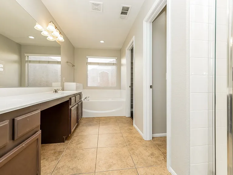 9453 Grandview Spring Ave — Photo 11