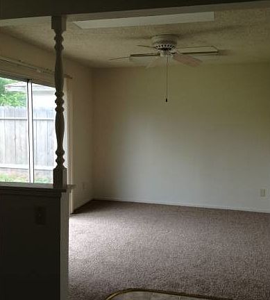 5th image of 3272 Loughborough Dr