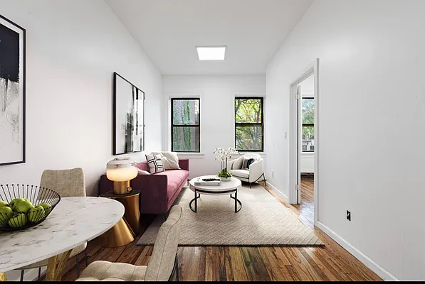 Rented by 18 REALTY | media 32