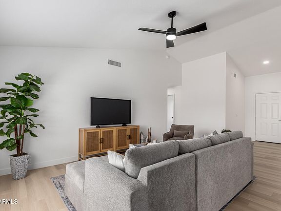5th image of 526 N 82ND Street