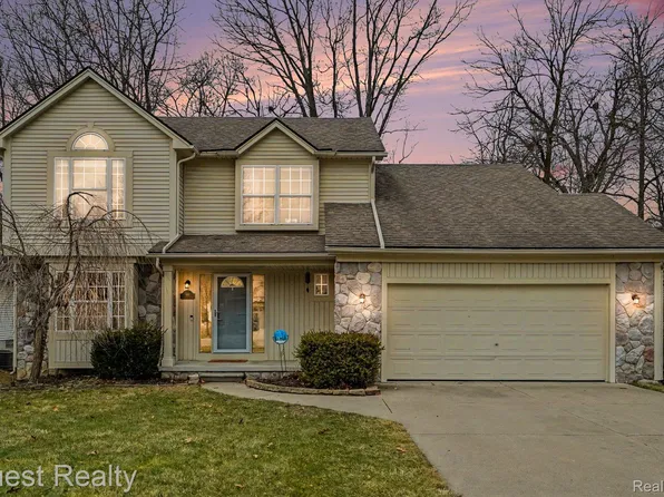 491 River Ridge Dr, Waterford, MI 48327
