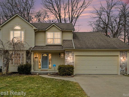 491 River Ridge Dr, Waterford, MI 48327