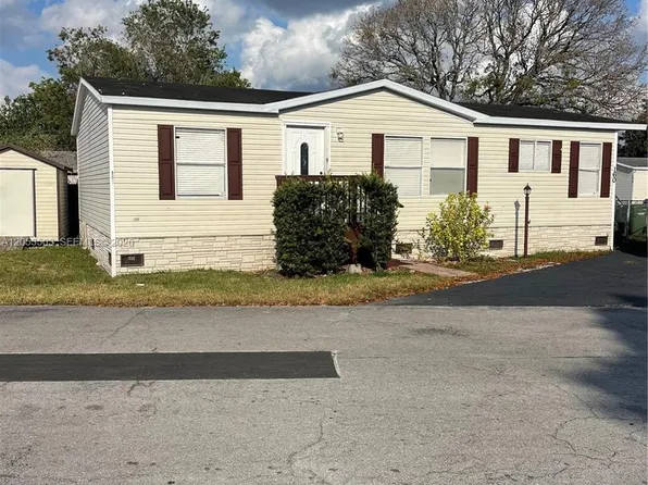 220 NE 12th Ave Lot 160, Homestead, FL 33030