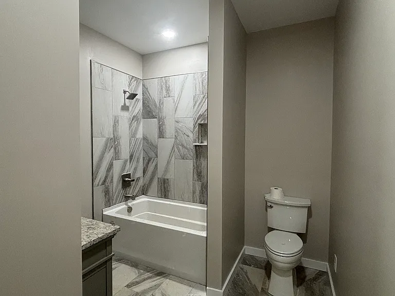 7019 Frost Ave #C — Photo 4