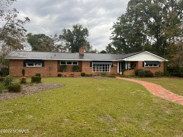 653 Wildwood Road, Whiteville, NC 28472
