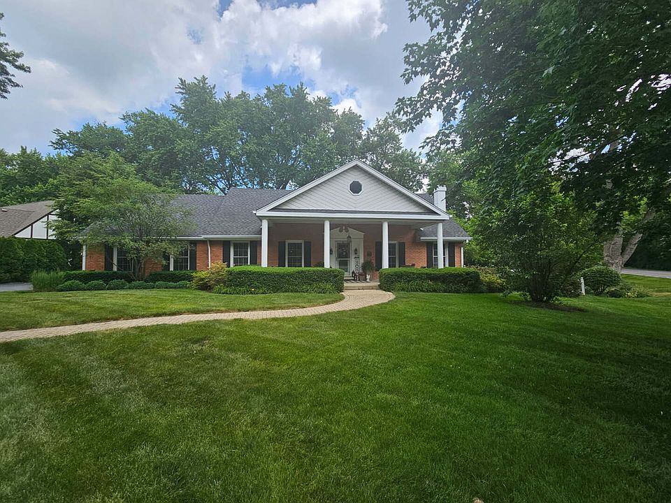 1st image of 359 Windsor Ln