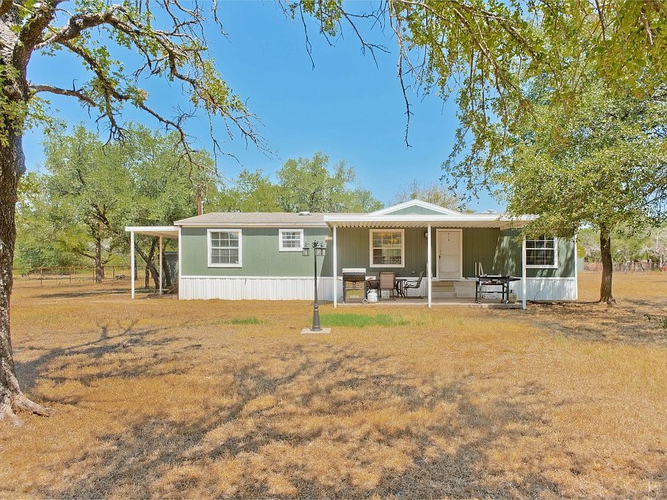 1st image of 3104 De Leon Dr