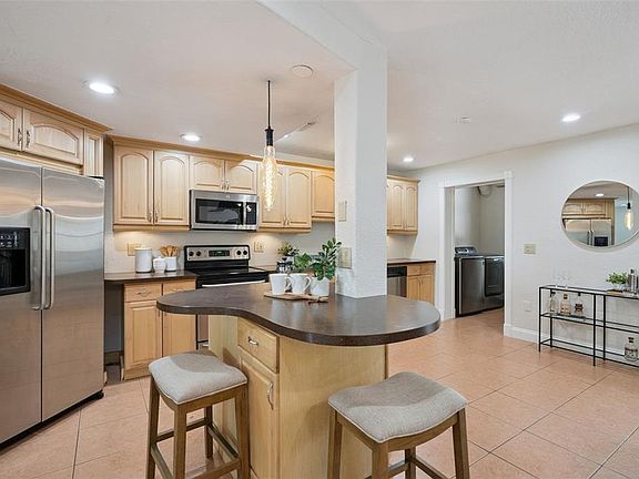 3rd image of 1713 GULFVIEW DRIVE #435B