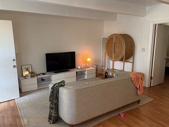 4th image of 1246 N Sweetzer Ave #15
