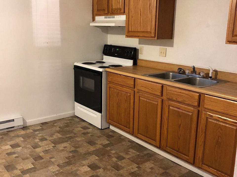 2nd image of 1377 Leisure Ln #96